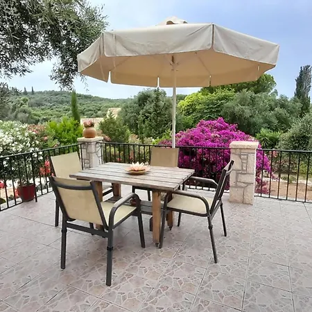 Apartment Nora Mit Zwei Schönen Doppelhaushälften, Meeresbrise 2