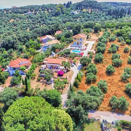 Nora Mit Zwei Schönen Doppelhaushälften, Meeresbrise 2